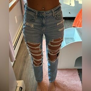 NWT American Eagle mom jeans